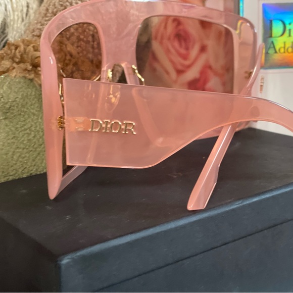 DIOR SOLIGHT PEACH COLOR - Picture 7 of 15